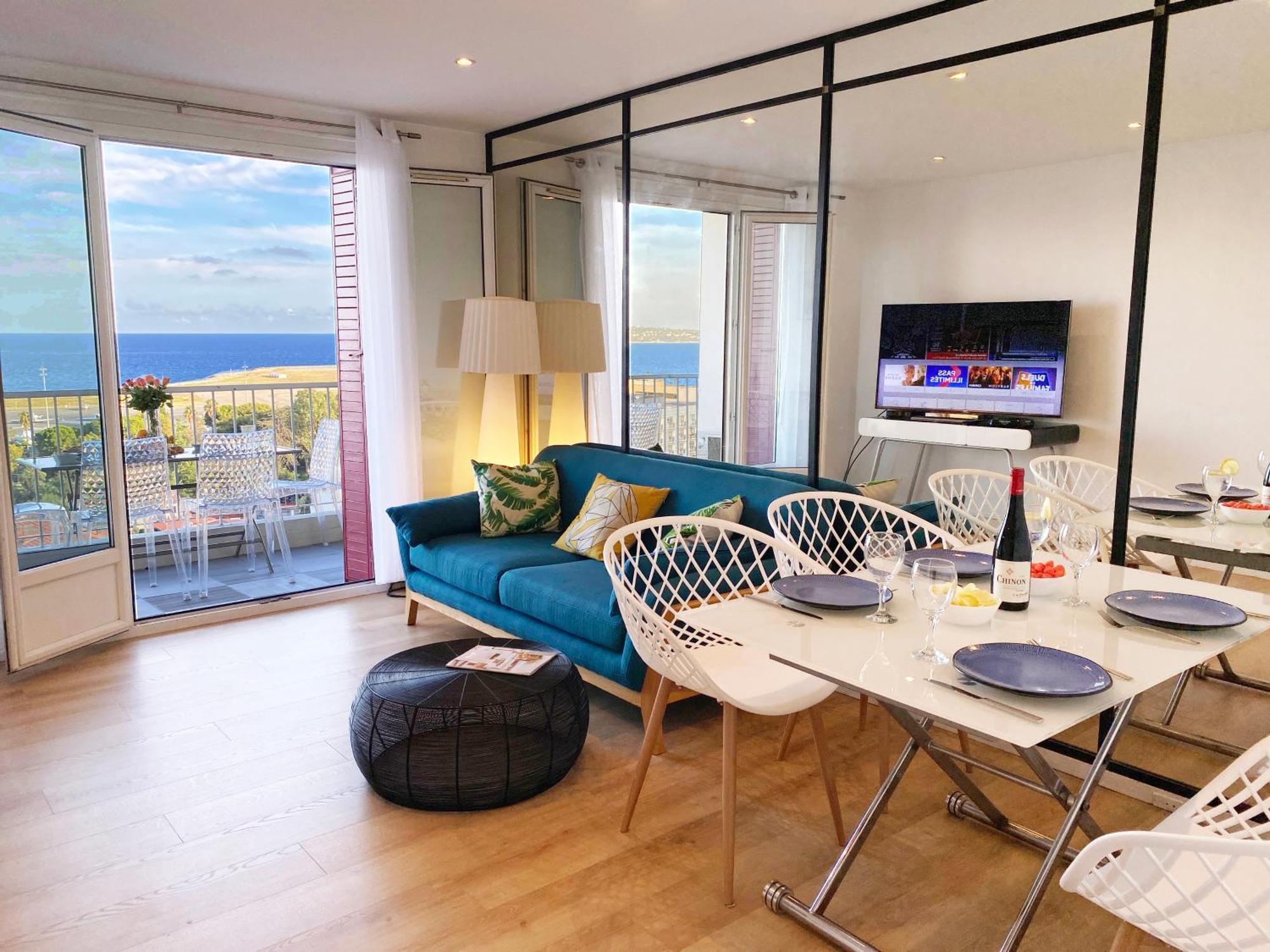 Panoramic Sea View - Air-Conditioning - Balcony - Tramway - 2 Bedrooms - Wifi - Fully Equipped Kitchen Nice Ngoại thất bức ảnh